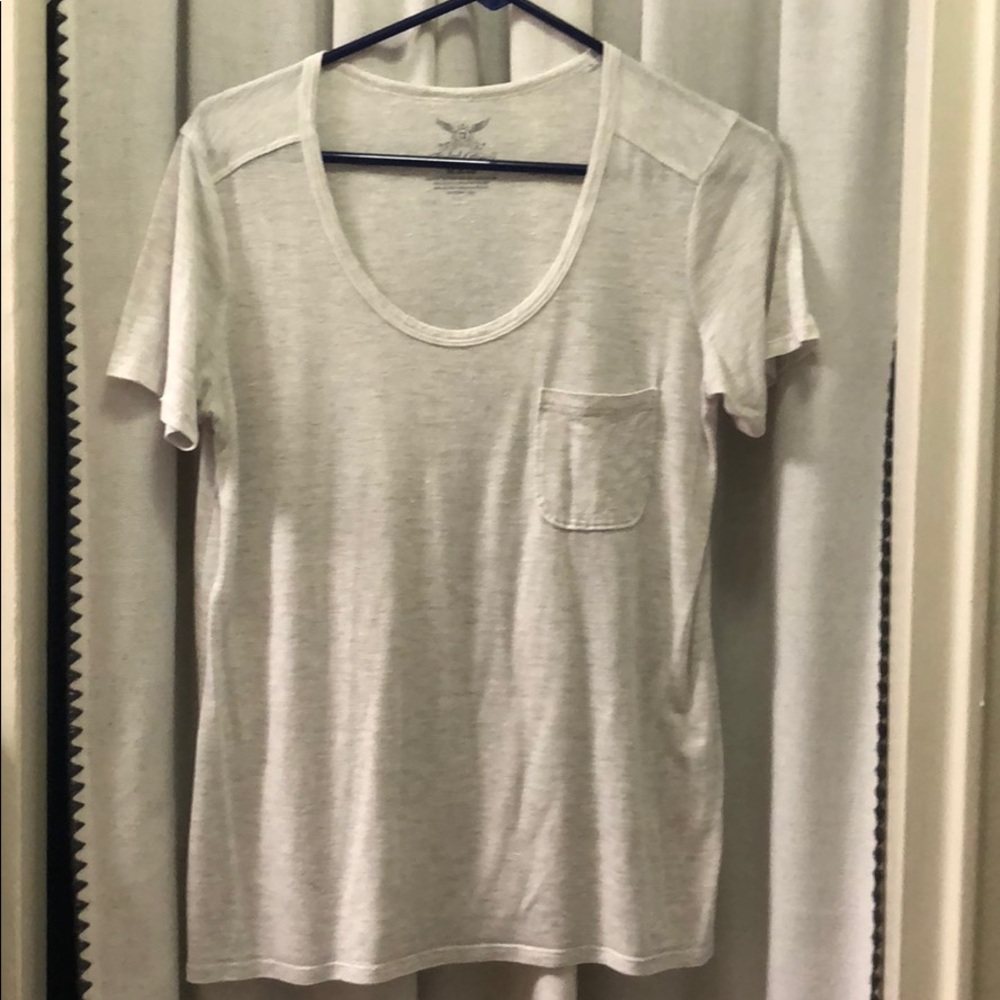 🎉White T-shirt🎉